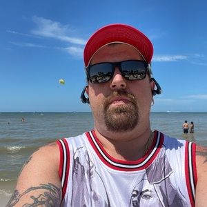 Meet your Posher, Jason